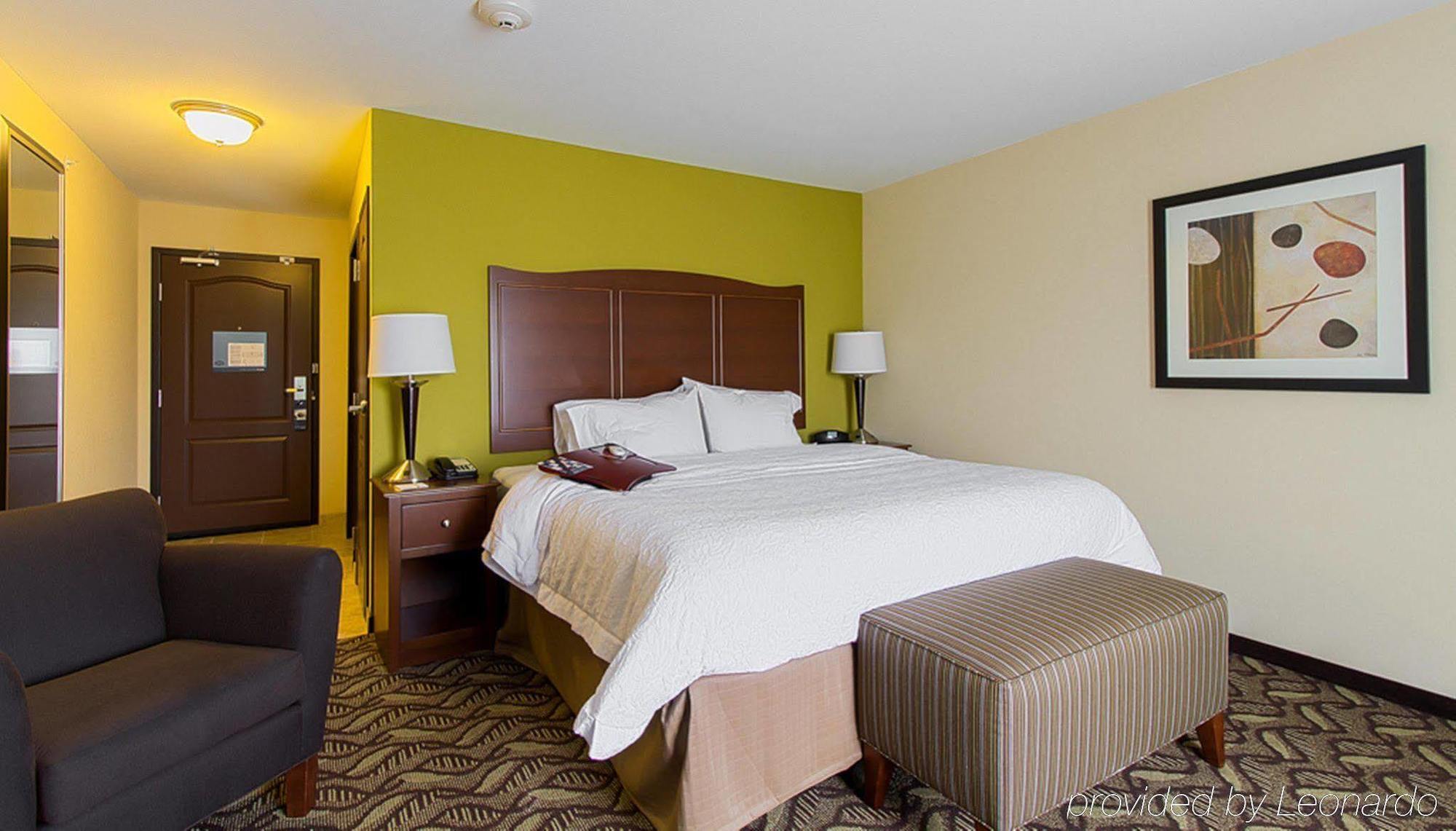 Hampton Inn Dekalb - Near The University Exterior foto